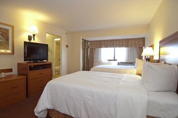 H I Express & Suites San Antonio Medical-Six Flags Ngoại thất bức ảnh
