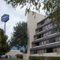 H I Express & Suites San Antonio Medical-Six Flags Ngoại thất bức ảnh